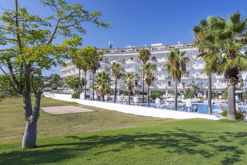 Costa Brava: Beachfront Break